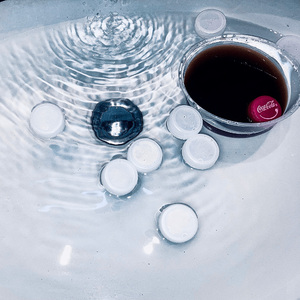 男生日女生骚B视频
